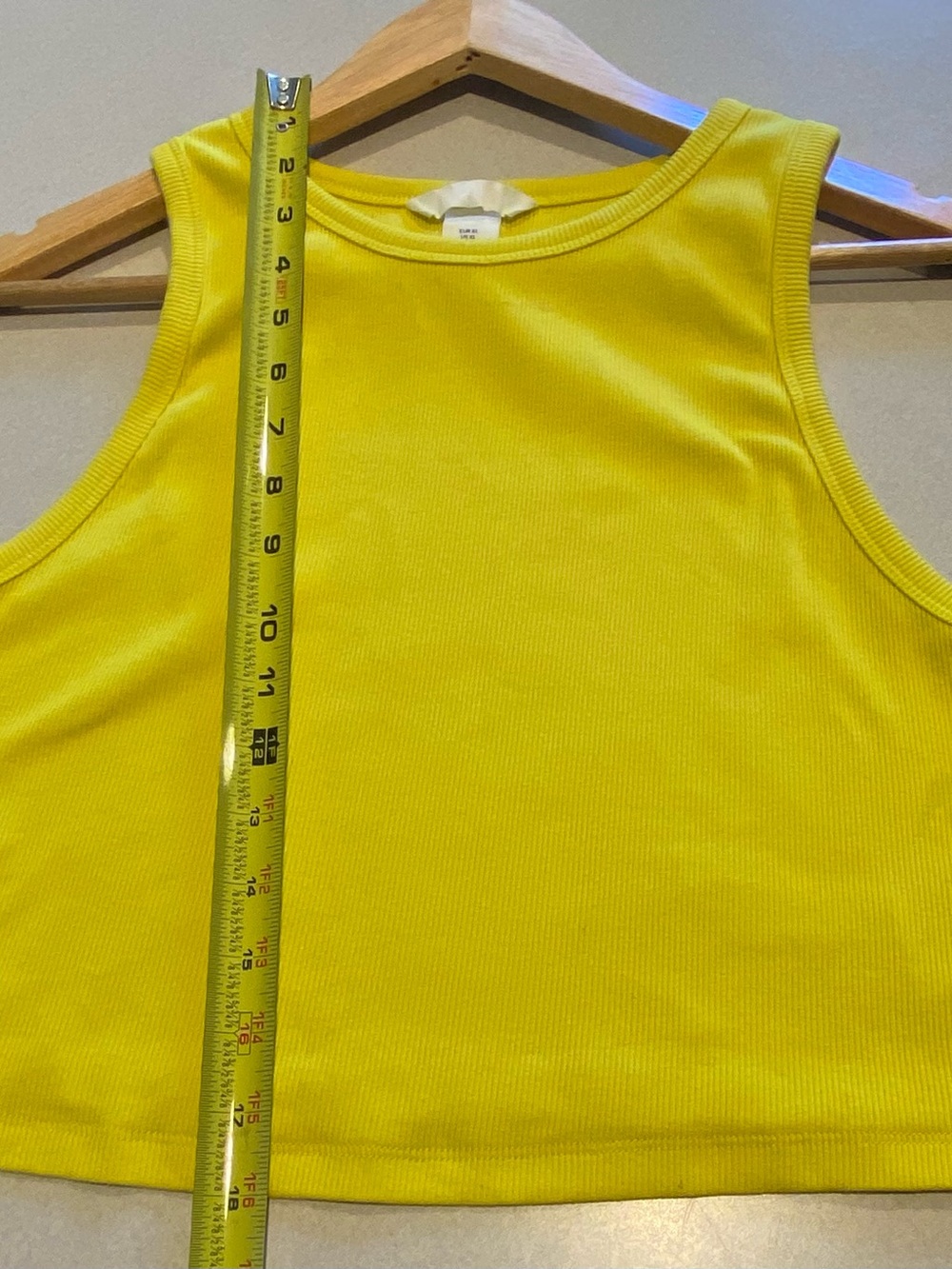 H&M Yellow Ribbed Crop Tank Top - Picture 3 of 4